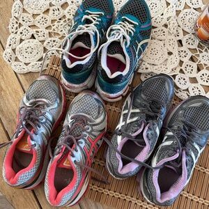 Lot of 3 pairs of ASICS Running shoes in good conditions size 6 price for all!